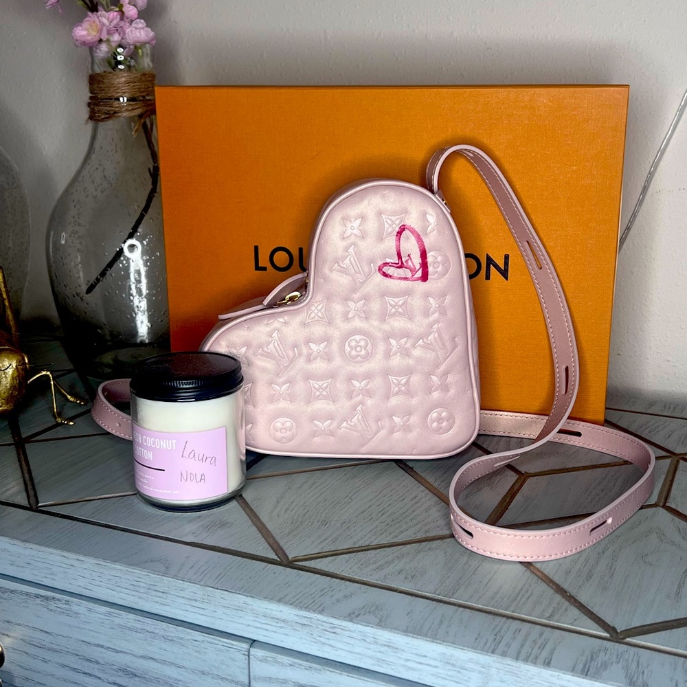 Louis Vuitton Fall In Love Sac Coeur Pink Shimmer
